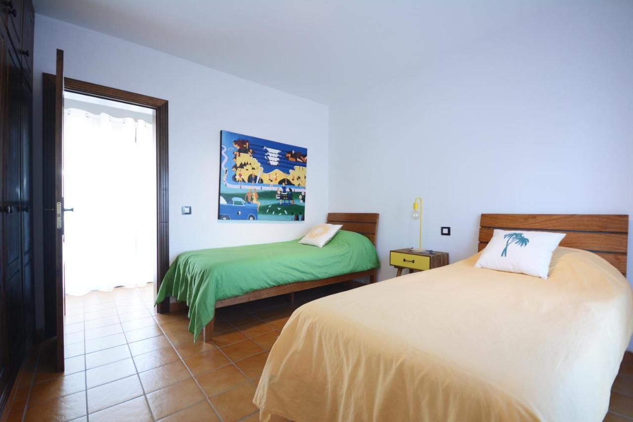 Beautiful Spacious Villa With Private Heated Pool In Lajares Luaran gambar