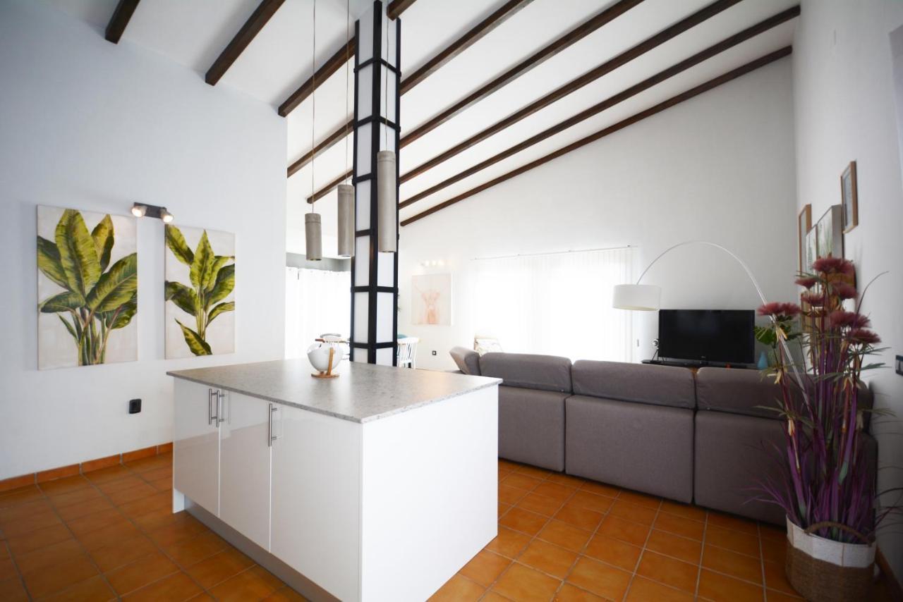 Beautiful Spacious Villa With Private Heated Pool In Lajares Luaran gambar