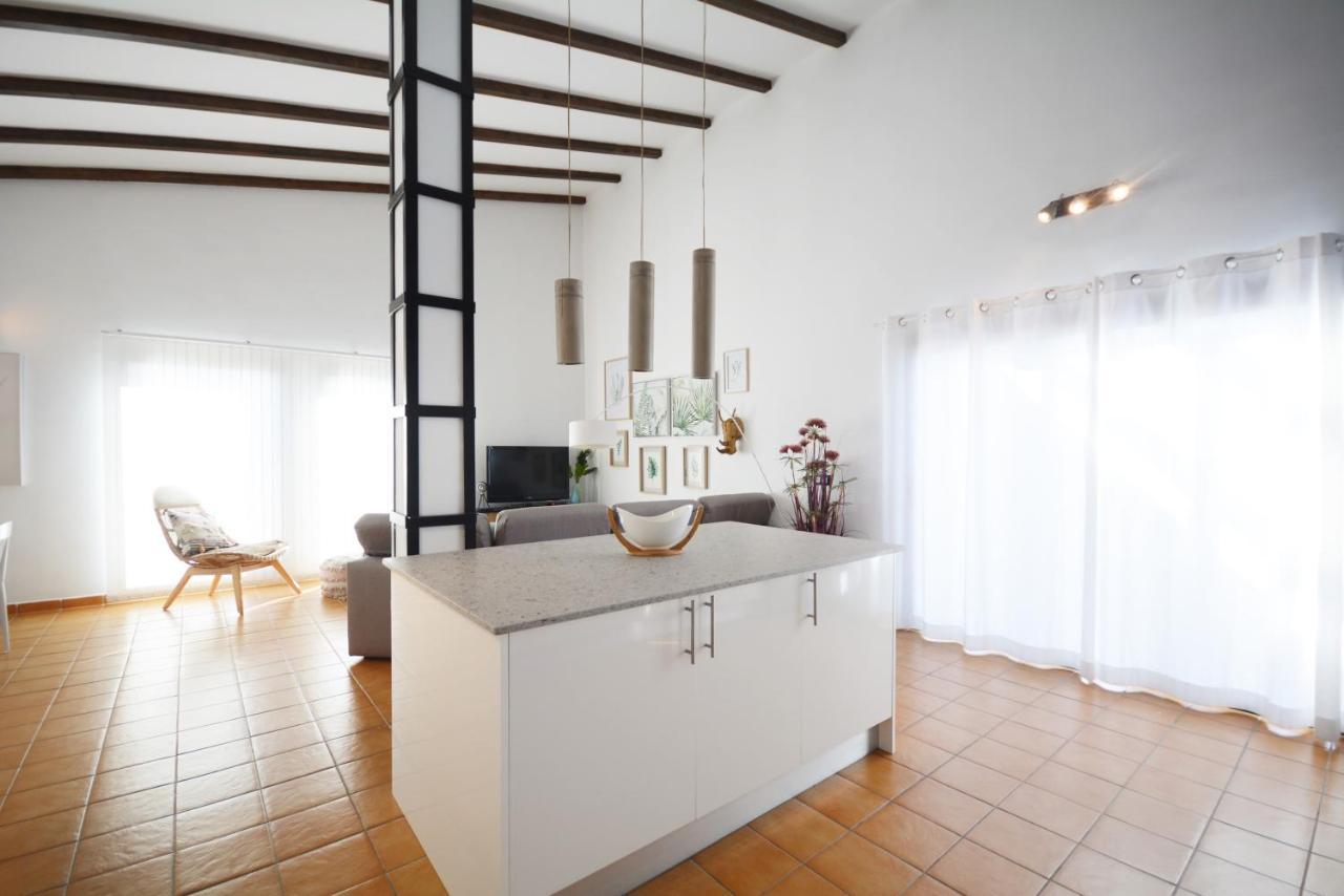 Beautiful Spacious Villa With Private Heated Pool In Lajares Luaran gambar