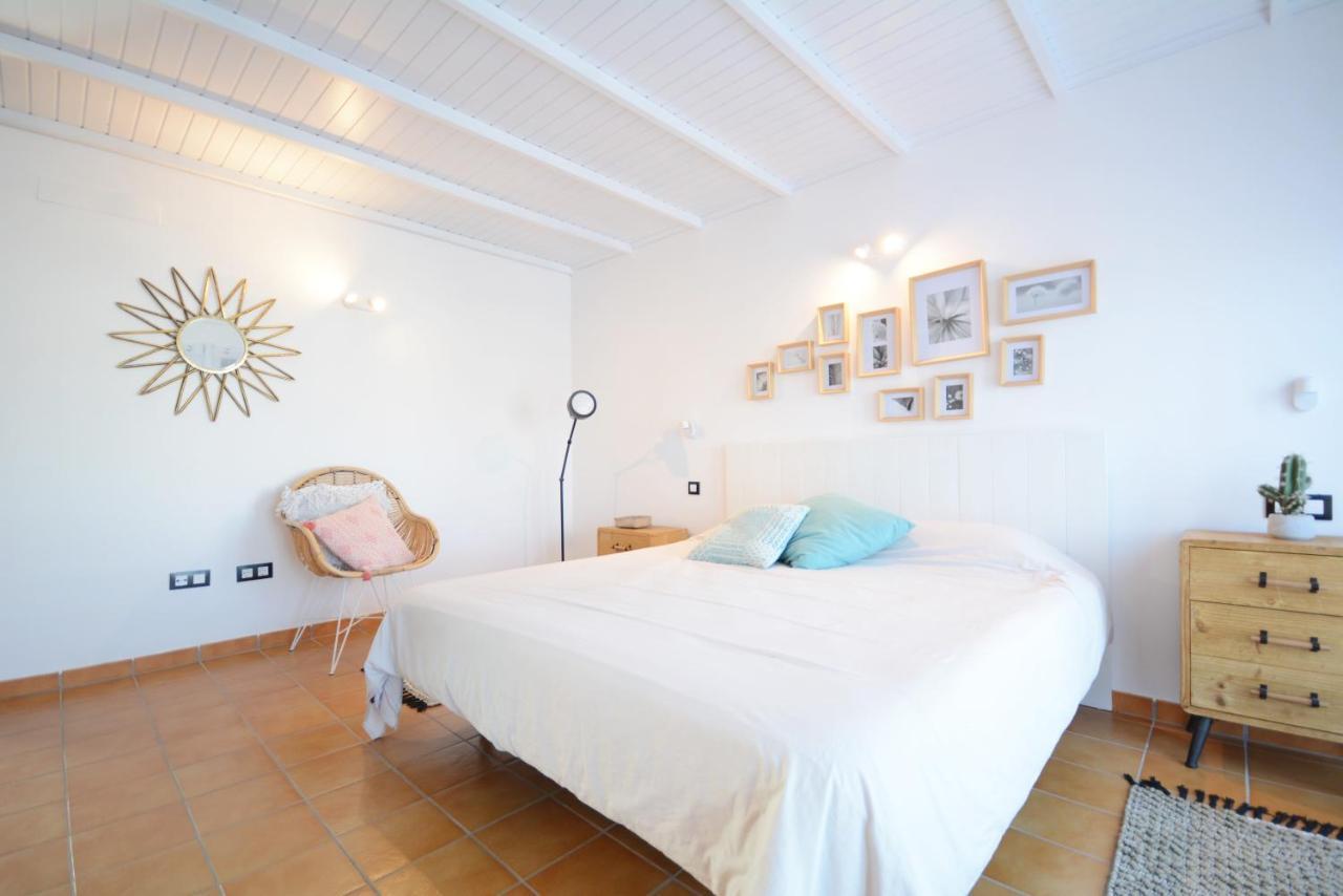Beautiful Spacious Villa With Private Heated Pool In Lajares Luaran gambar